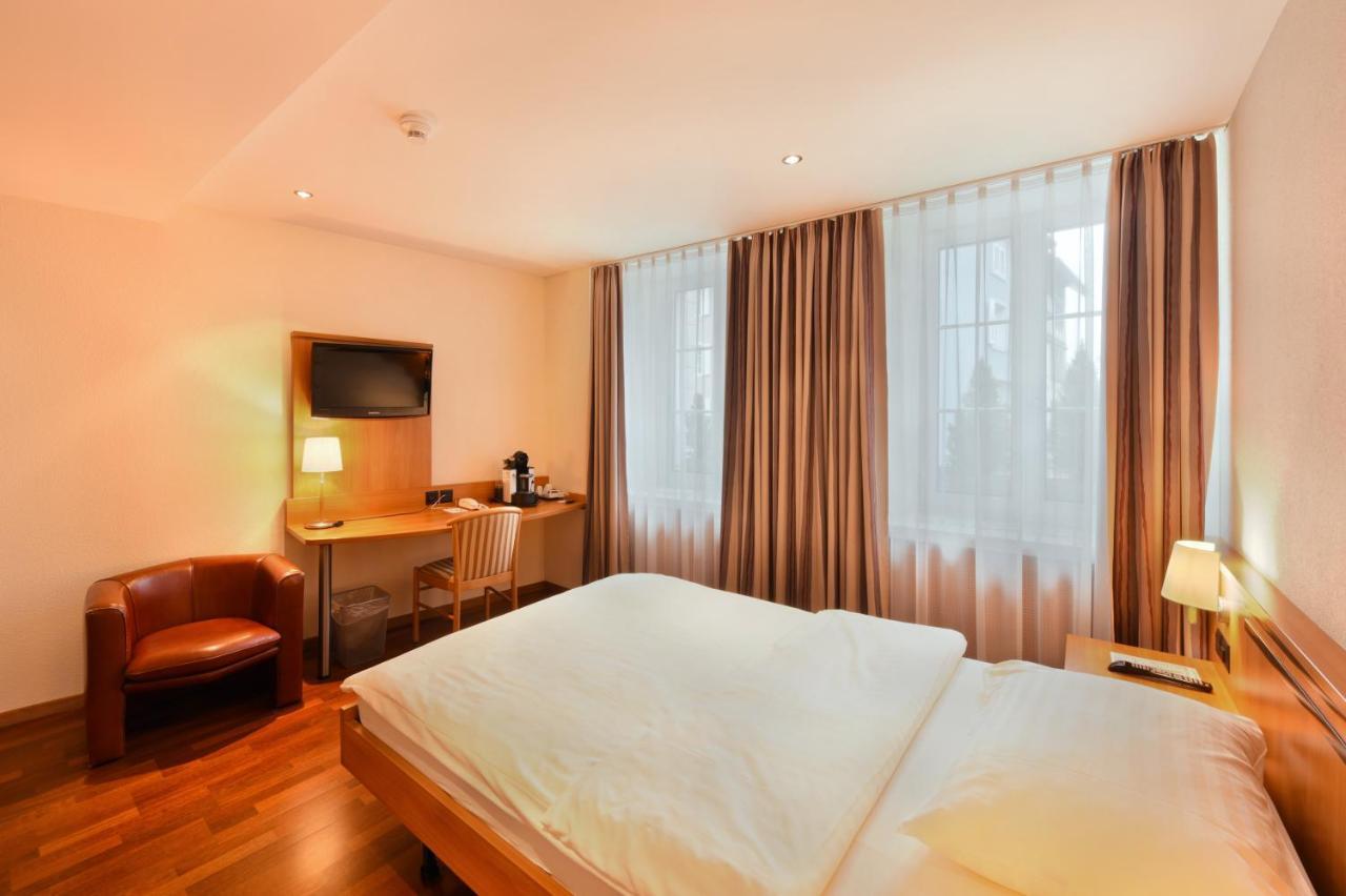 زوفينجن Apart Hotel Amadeo المظهر الخارجي الصورة